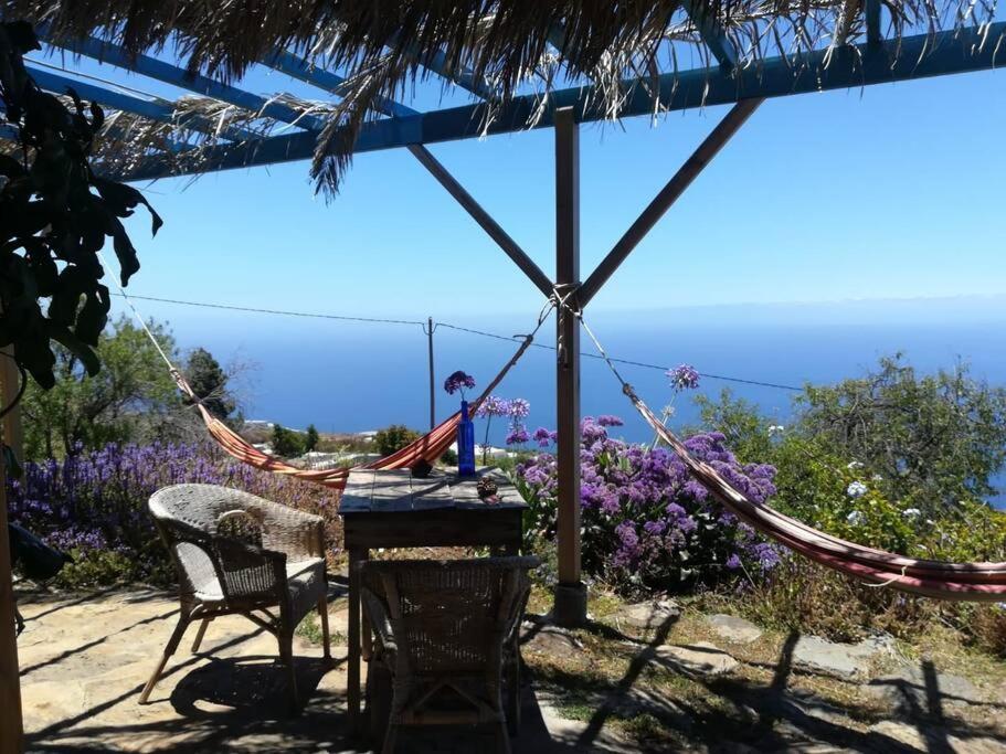 Villa Casita En El Campo Con Vista Al Oceano Tijarafe Exterior foto